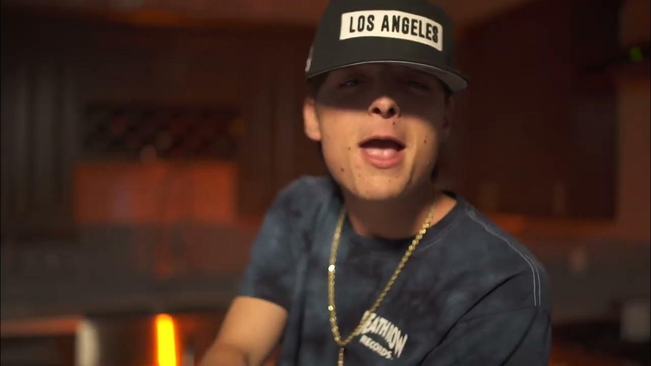 ¿Cuánto cobra Peso Pluma por ir a mi cumpleaños?